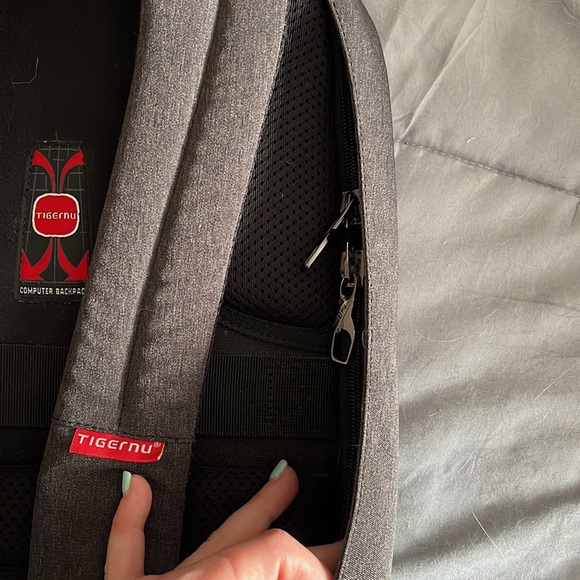 Safety computer backpack - Picture 3 of 7